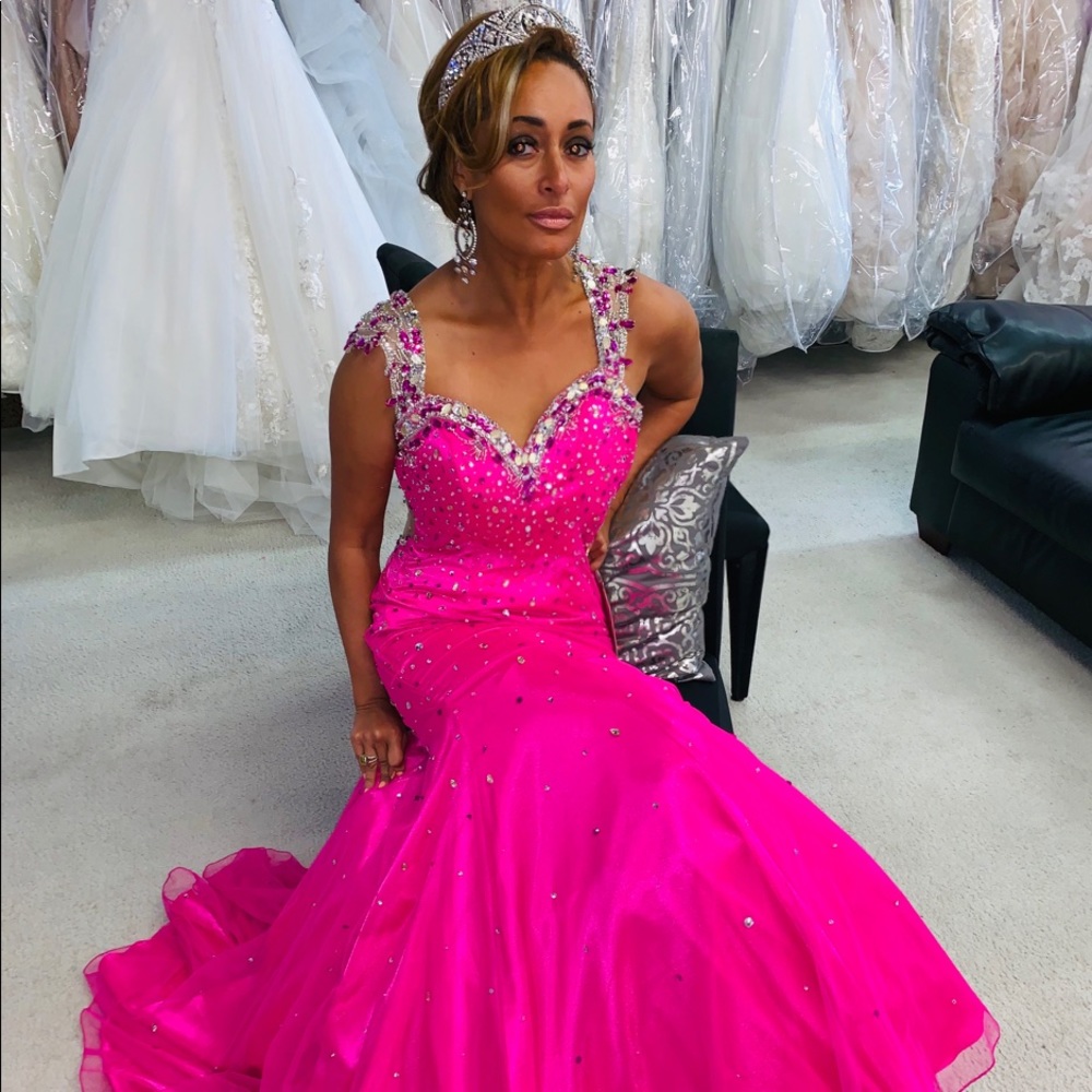 New With Tags! Stunning pink sequin gown! REGAL!